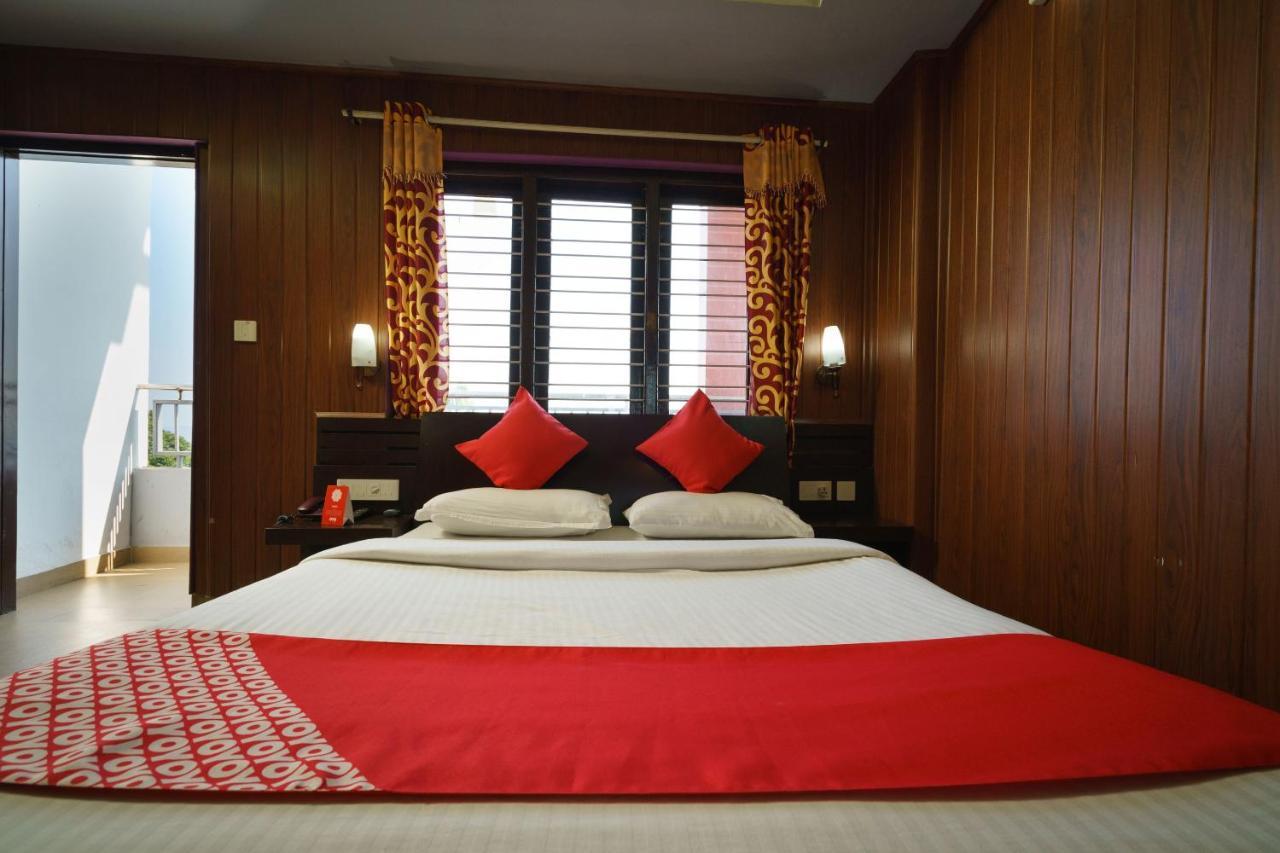 Oyo 8506 Pallivasal Munnar Exterior foto